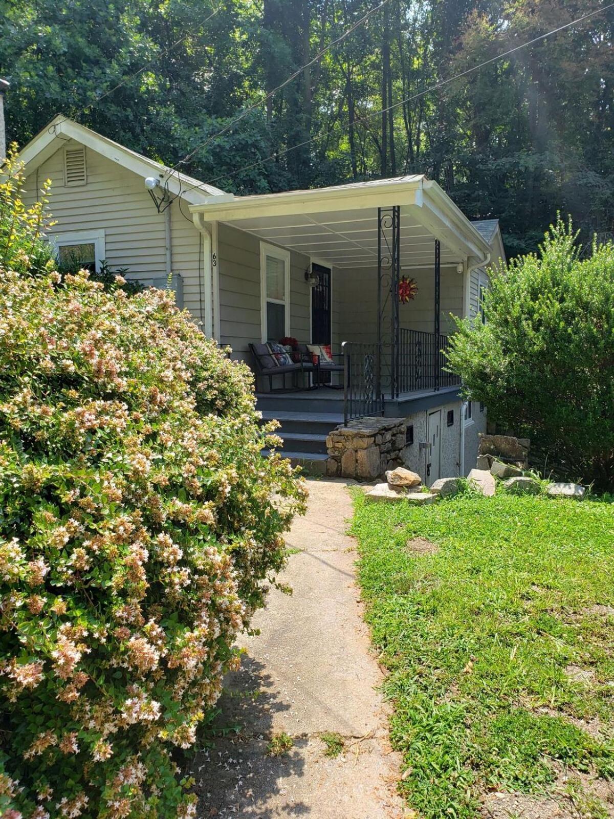 Relax Under The Trees Holiday home Asheville